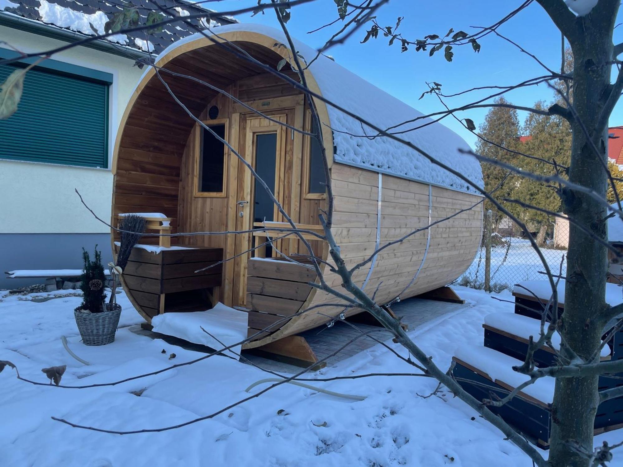 Ferienhaus Amare Mit Fasssauna, Eigener Terrasse & Kamin 包岑 外观 照片